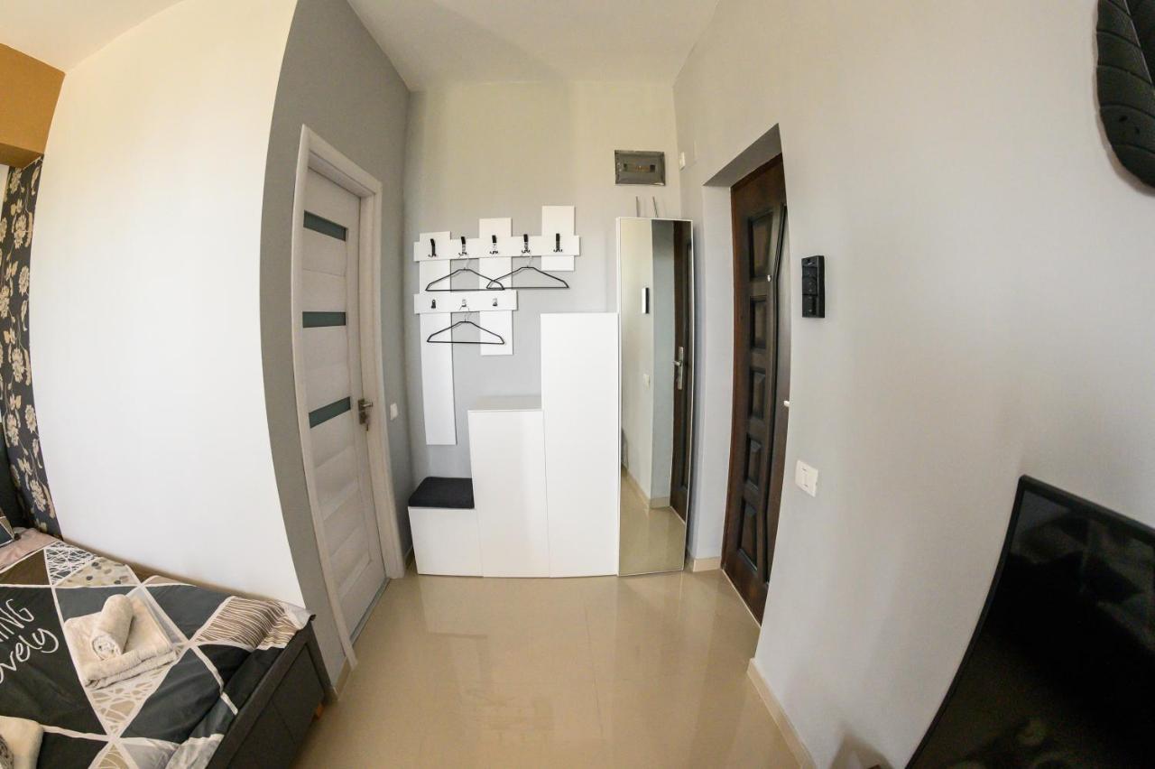 Beachside Studio Mamaia Nord Apartment Năvodari Exterior foto