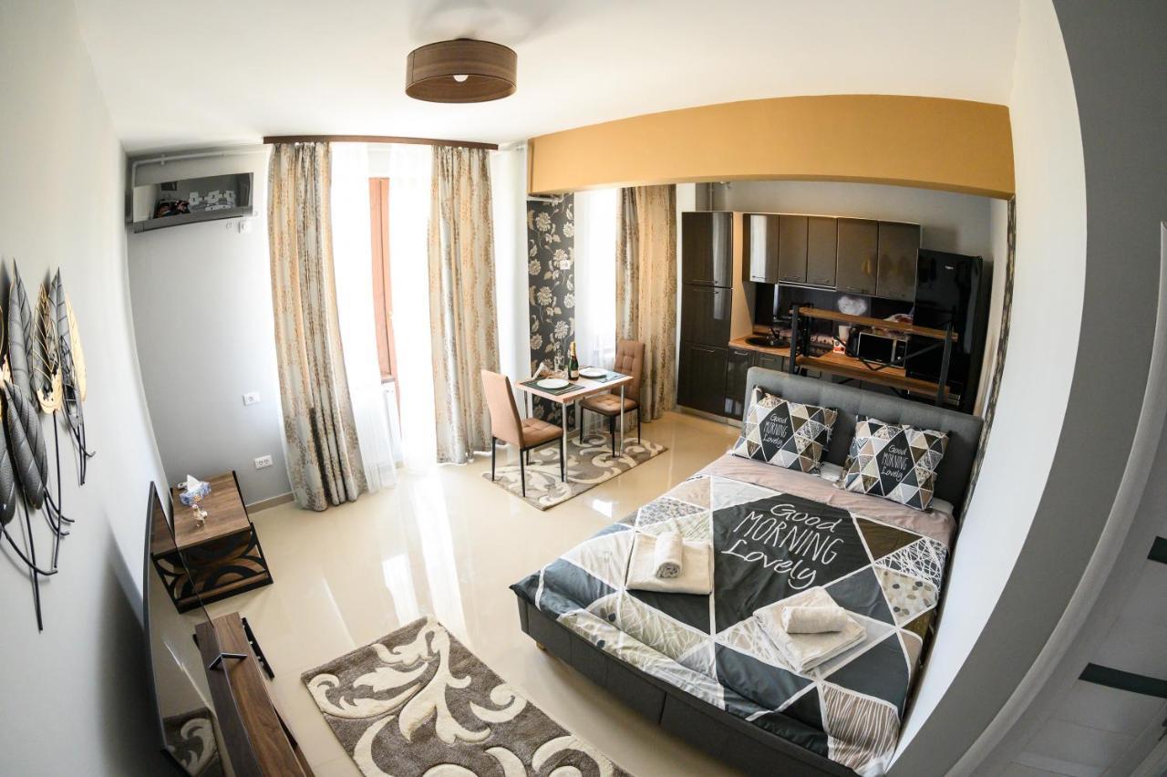 Beachside Studio Mamaia Nord Apartment Năvodari Exterior foto