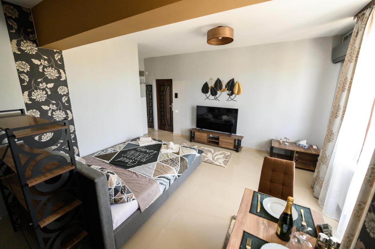 Beachside Studio Mamaia Nord Apartment Năvodari Exterior foto